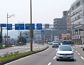 小樽市内を走るホンダ エアウェーブ